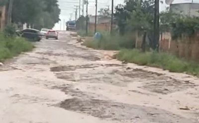 Mais um ano e o bairro São Vicente ficou sem asfalto, vereador WG mostra as dificuldades que os moradores vem enfrentando sem a pavimentação